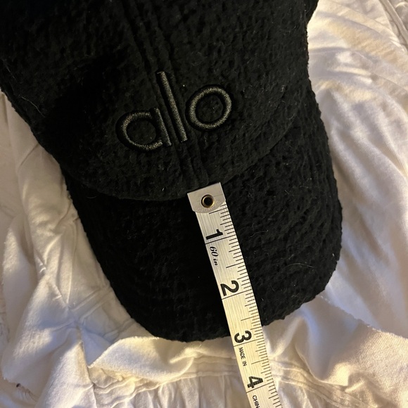 Like New Micro Sherpa Off-Duty Cap - Picture 9 of 9